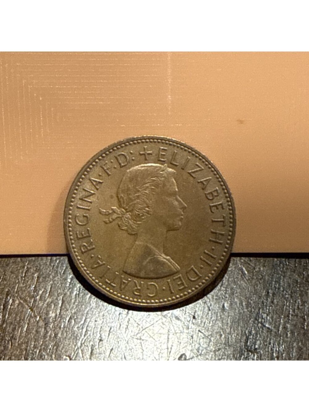 1967 GREAT BRITAIN ONE PENNY Queen Elizabeth II DEI GRATIA REGINA F D + coin